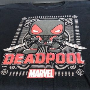 Deadpool pop Large Black T Marvel